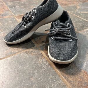 Allbirds Womens Charcoal and White Sneakers size 7
